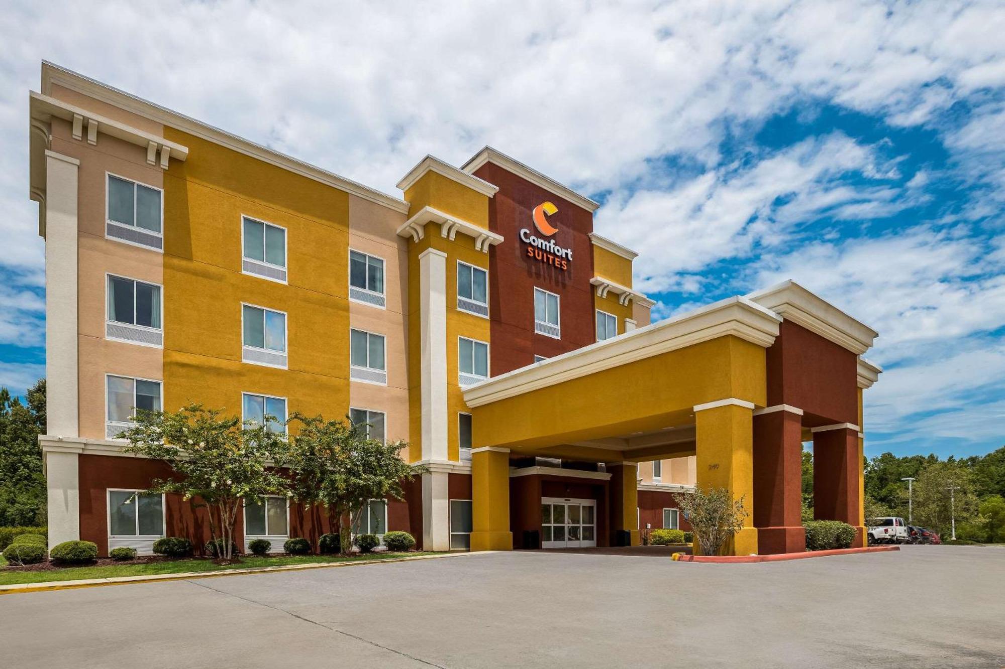 Comfort Suites Денем Спрингс Экстерьер фото